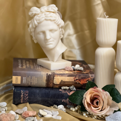 artemis candle:apollo candle:apolo:lady:sculpture:aesthetic:candle:pillar:candles:swirl:wedding:sets:decoration:yankee:anniversary:homedecor:aromatherapycandles5 Apollo – Sculptural God Candle