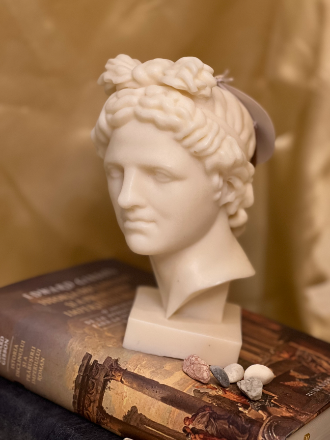 artemis candle:apollo candle:apolo:lady:sculpture:aesthetic:candle:pillar:candles:swirl:wedding:sets:decoration:yankee:anniversary:homedecor:aromatherapycandles54 Apollo – Sculptural God Candle