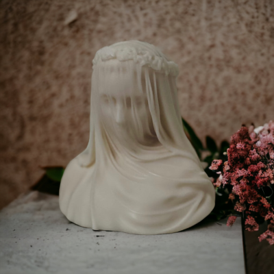 lady veiled:large :pillar:candles:swirl:wedding:sets:decoration:yankee:anniversary:homedecor:aromatherapycandles1 Veiled Soul – Sculptural Bust Candle