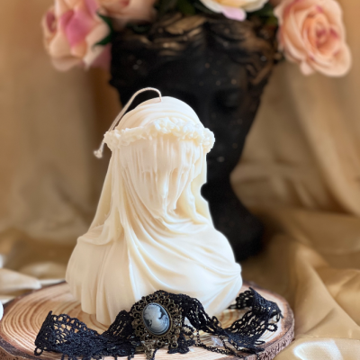 lady veiled:large :pillar:candles:swirl:wedding:sets:decoration:yankee:anniversary:homedecor:aromatherapycandles2 Veiled Soul – Sculptural Bust Candle