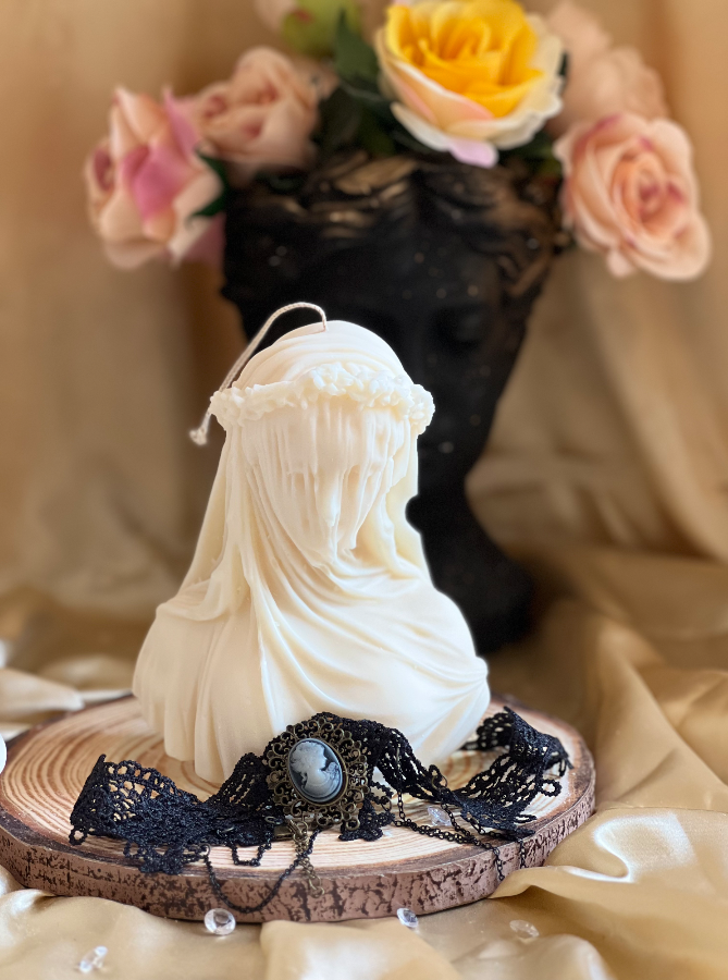 lady veiled:large :pillar:candles:swirl:wedding:sets:decoration:yankee:anniversary:homedecor:aromatherapycandles2 Veiled Soul – Sculptural Bust Candle