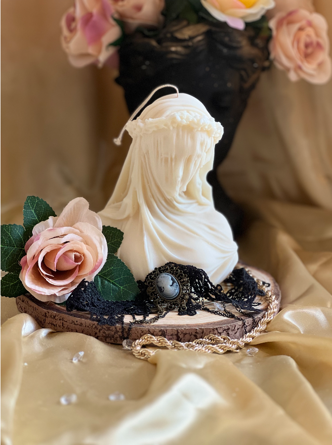 lady veiled:large :pillar:candles:swirl:wedding:sets:decoration:yankee:anniversary:homedecor:aromatherapycandles4 Veiled Soul – Sculptural Bust Candle