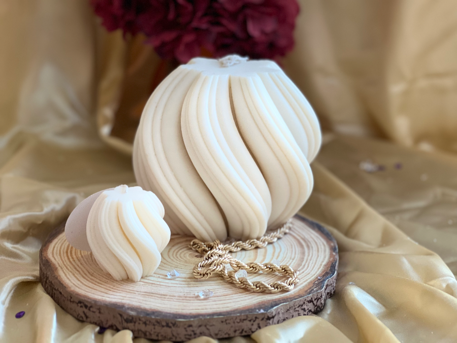 Eclipse – Sculptural Sphere Candle