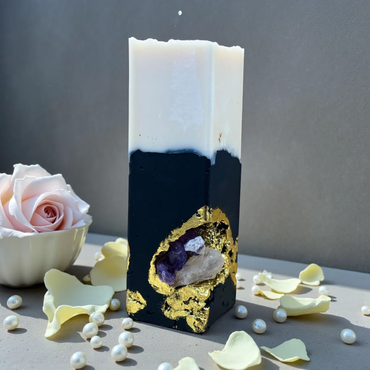 Dark Crystal Geode Candle – Handmade Black & Gold Soy Candle2 Handmade dark crystal geode candle created with black cement, gold leaf details and natural crystals. A sculptural luxury soy candle designed to bring depth, mystery and sensual energy into any space.