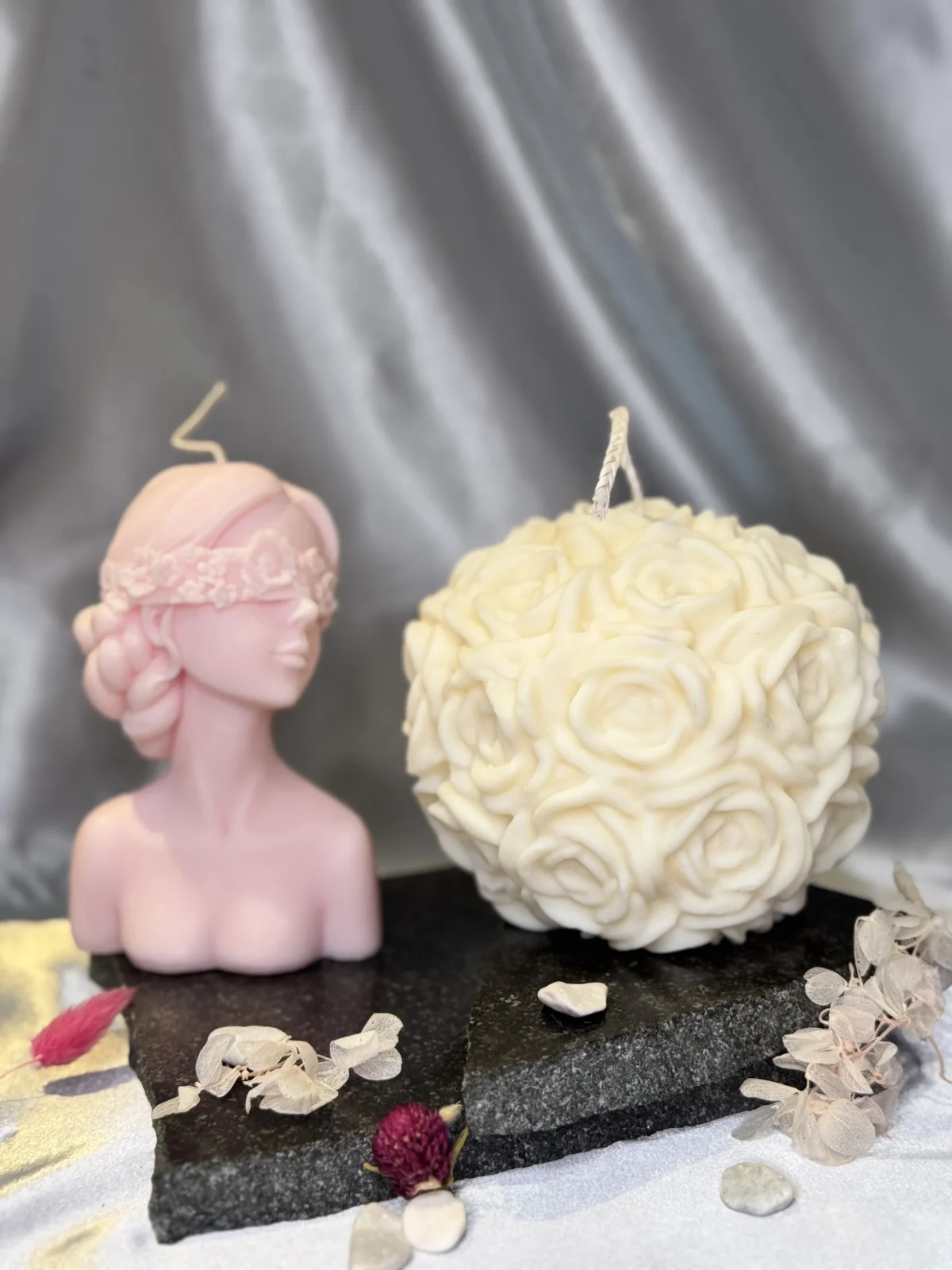 Bouquet of Desire – Rose Bouquet Candle rose bouquet candle UK handmade soy wax sculptural roses candle