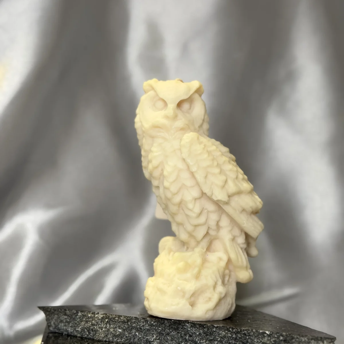Oracle – Owl Candle owl candle UK handmade soy wax sculptural owl candle
